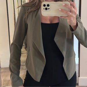 Olive green motto style blazer, cropped. H & M, Divide